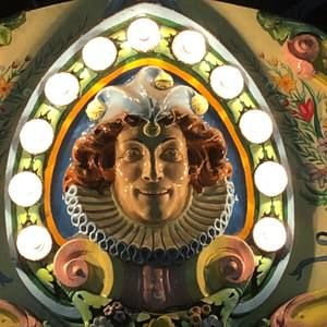 Meet your Posher, Rj